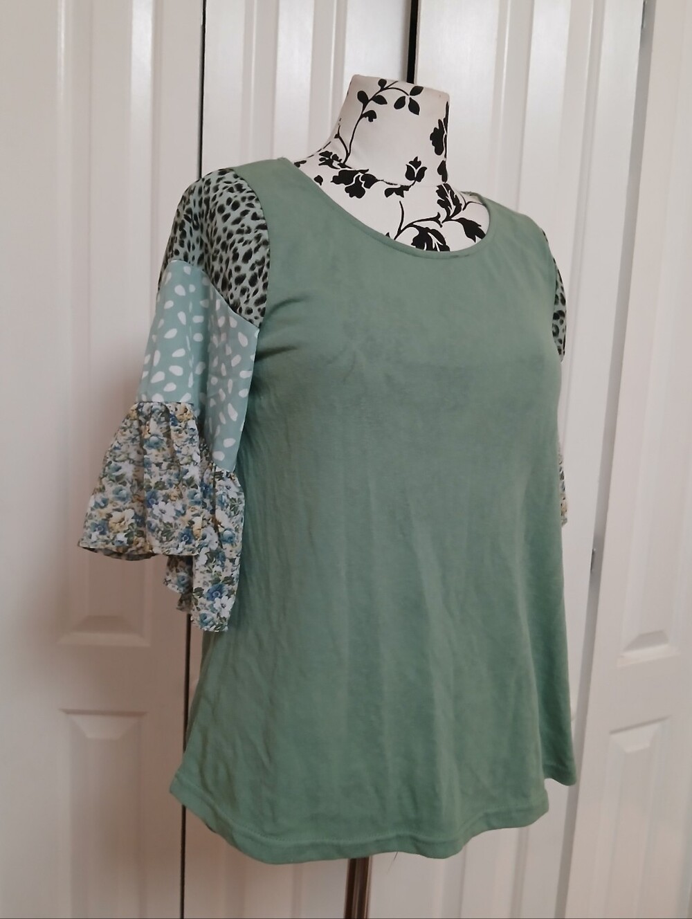 Umgee Sage Green Mixed-Print Ruffle Sleeve Top